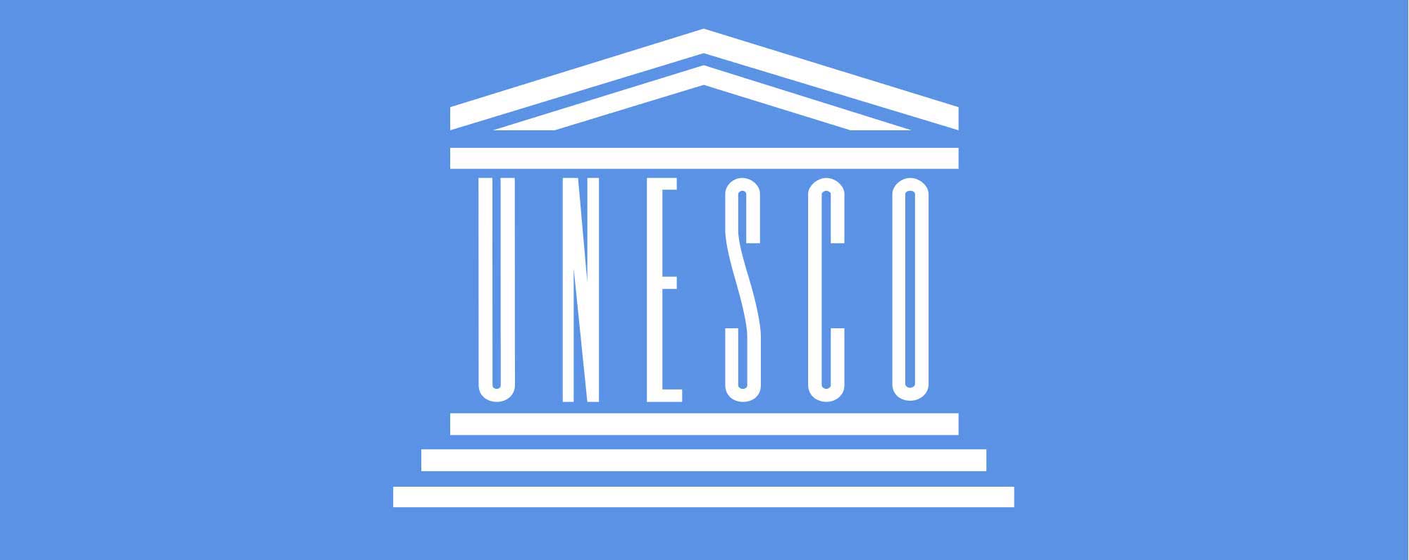 Unesco org. ООН ЮНЕСКО. ЮНЕСКО эмблема. Флаг ЮНЕСКО. Штаб квартира ЮНЕСКО.