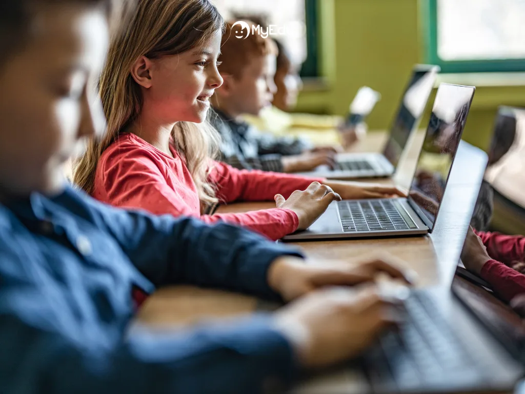 Educazione e competenze digitali per il futuro: sfide e strategie